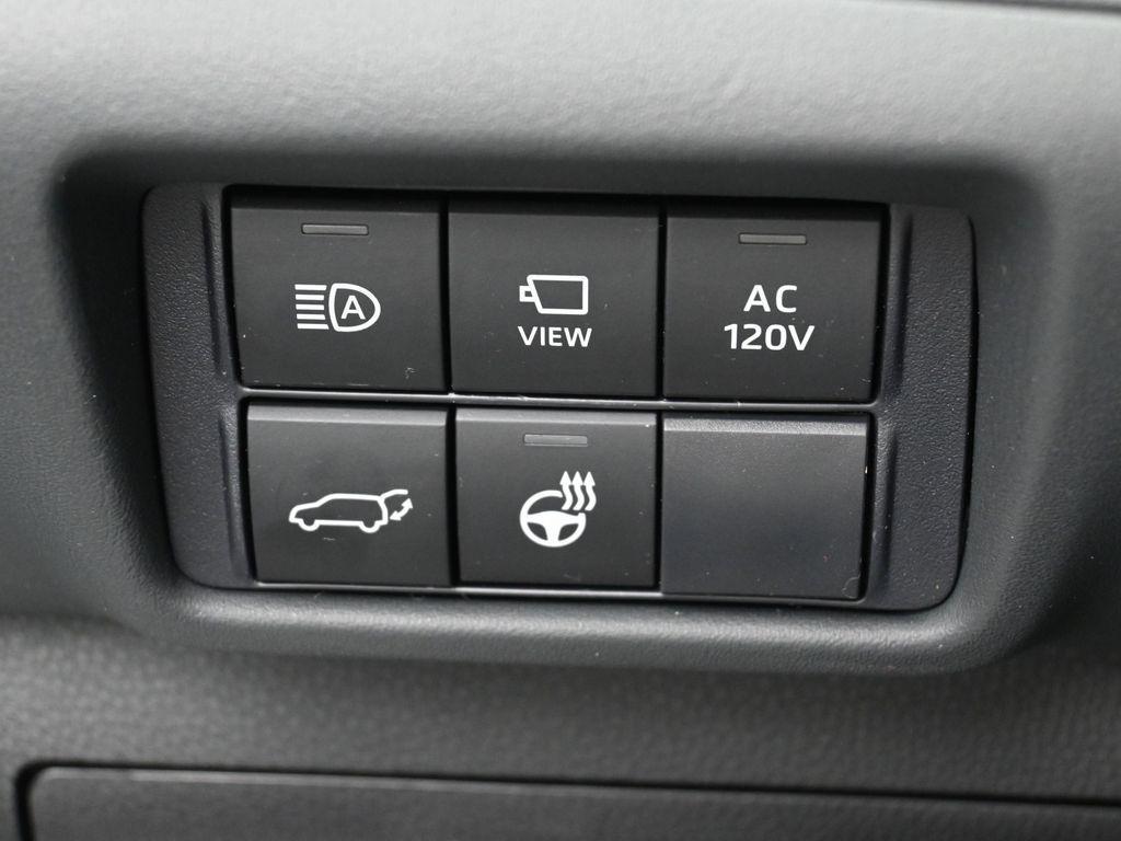 used 2025 Toyota Highlander Hybrid car, priced at $59,987