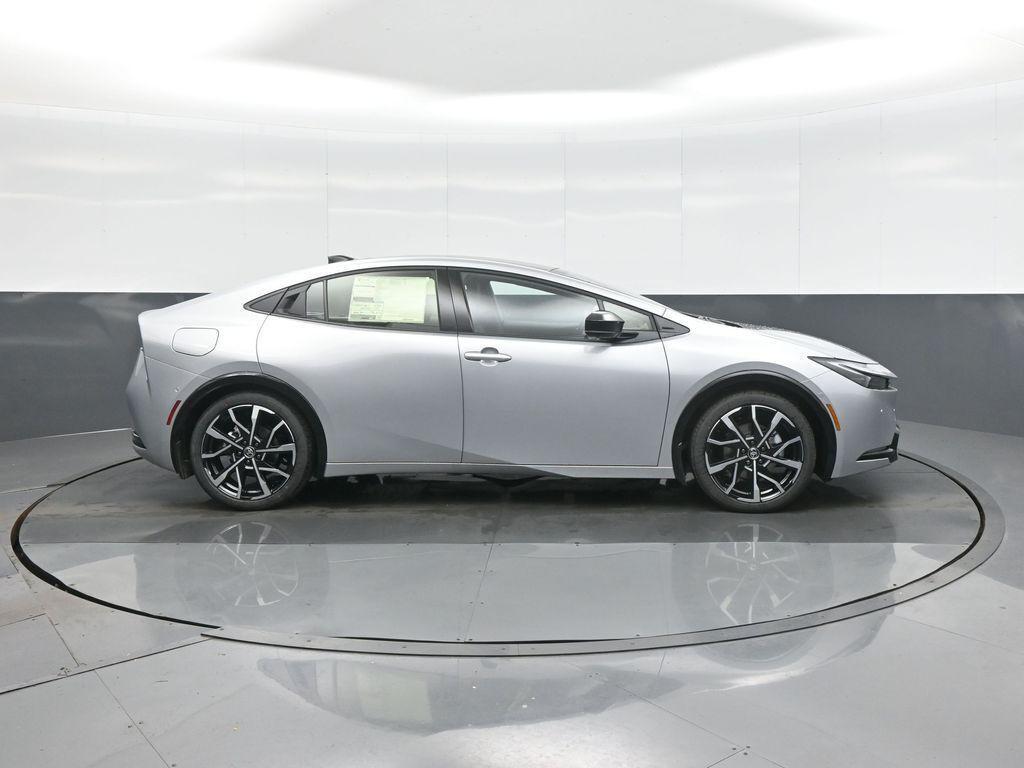 new 2026 Toyota Prius Plug-In Hybrid car, priced at $43,293