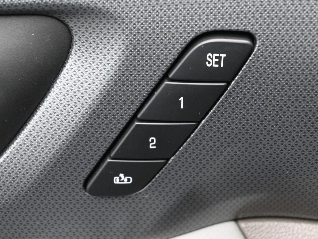 used 2018 Chevrolet Traverse car, priced at $16,997