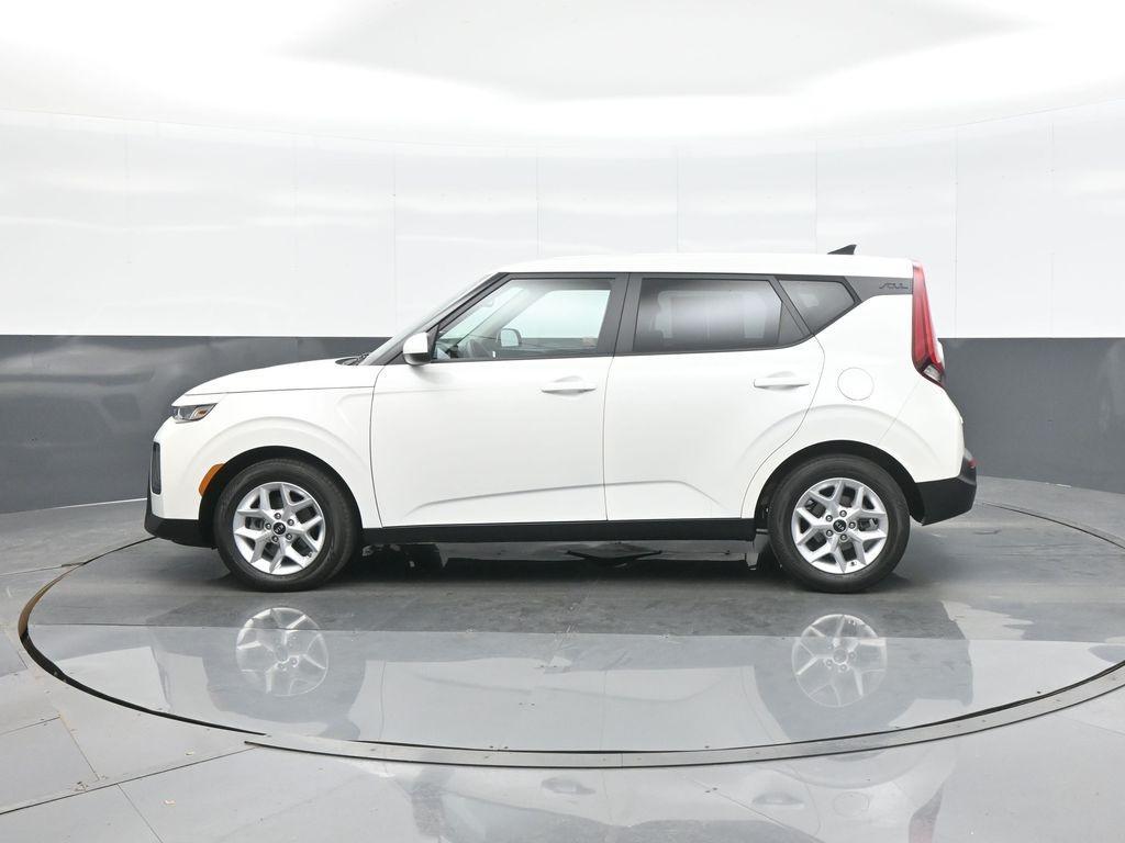 used 2021 Kia Soul car, priced at $19,913