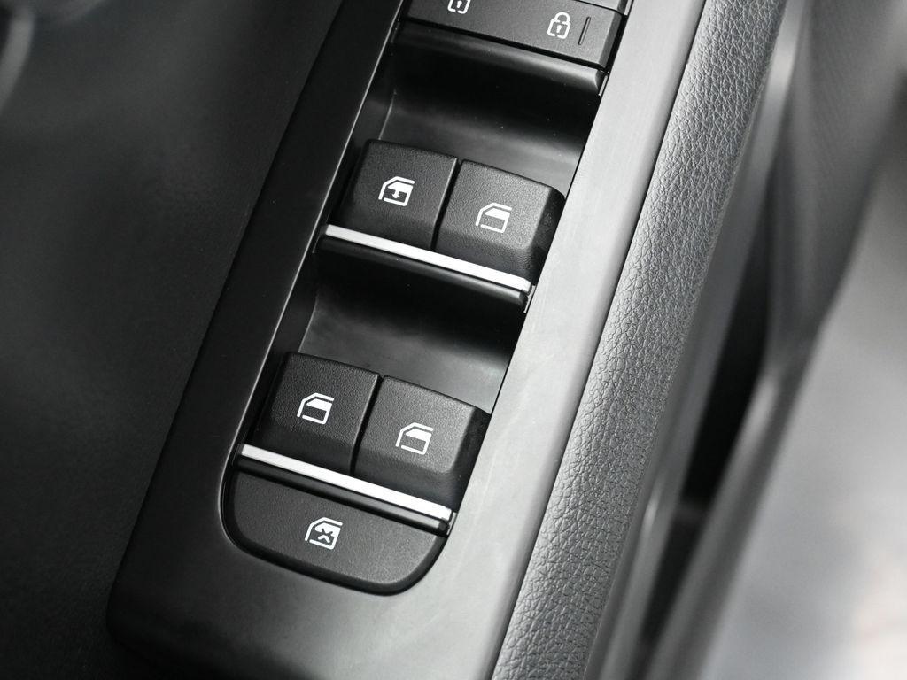 used 2021 Kia Soul car, priced at $19,913