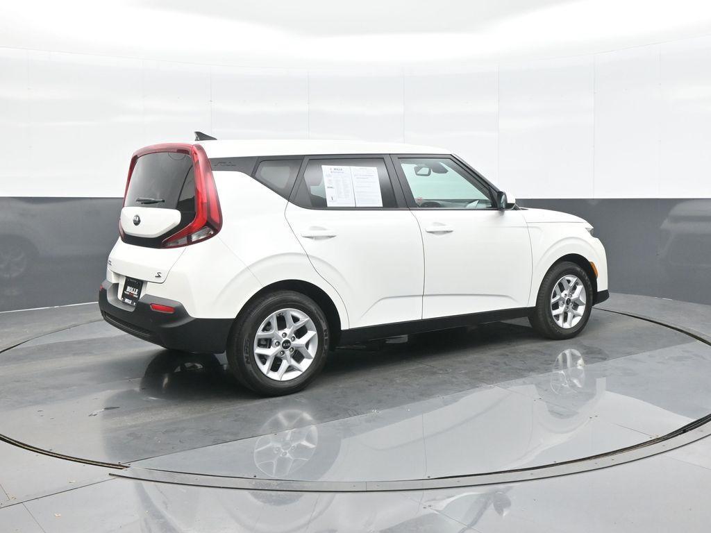 used 2021 Kia Soul car, priced at $19,913