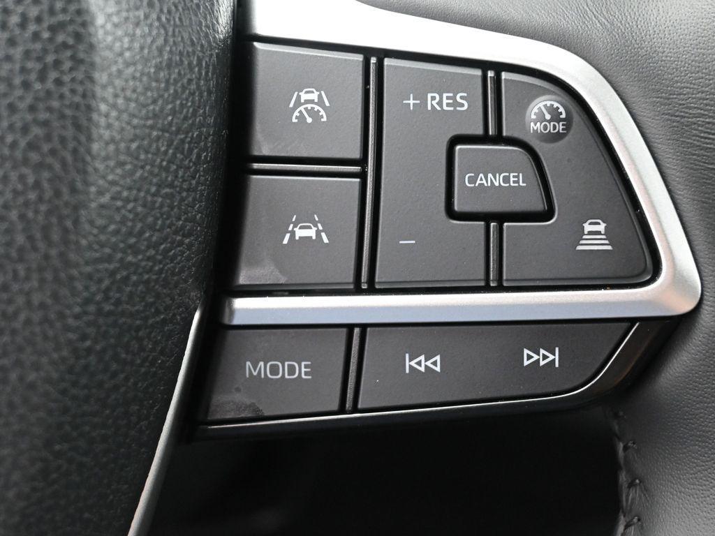 used 2025 Toyota Grand Highlander car, priced at $54,990