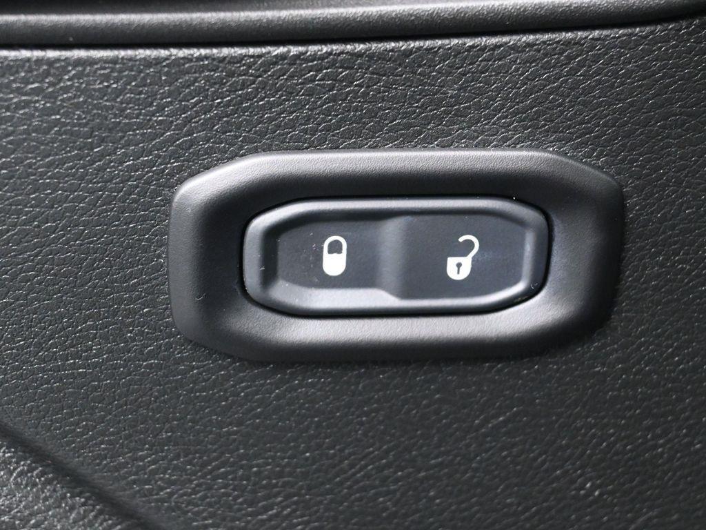 used 2021 Jeep Wrangler Unlimited car, priced at $26,843