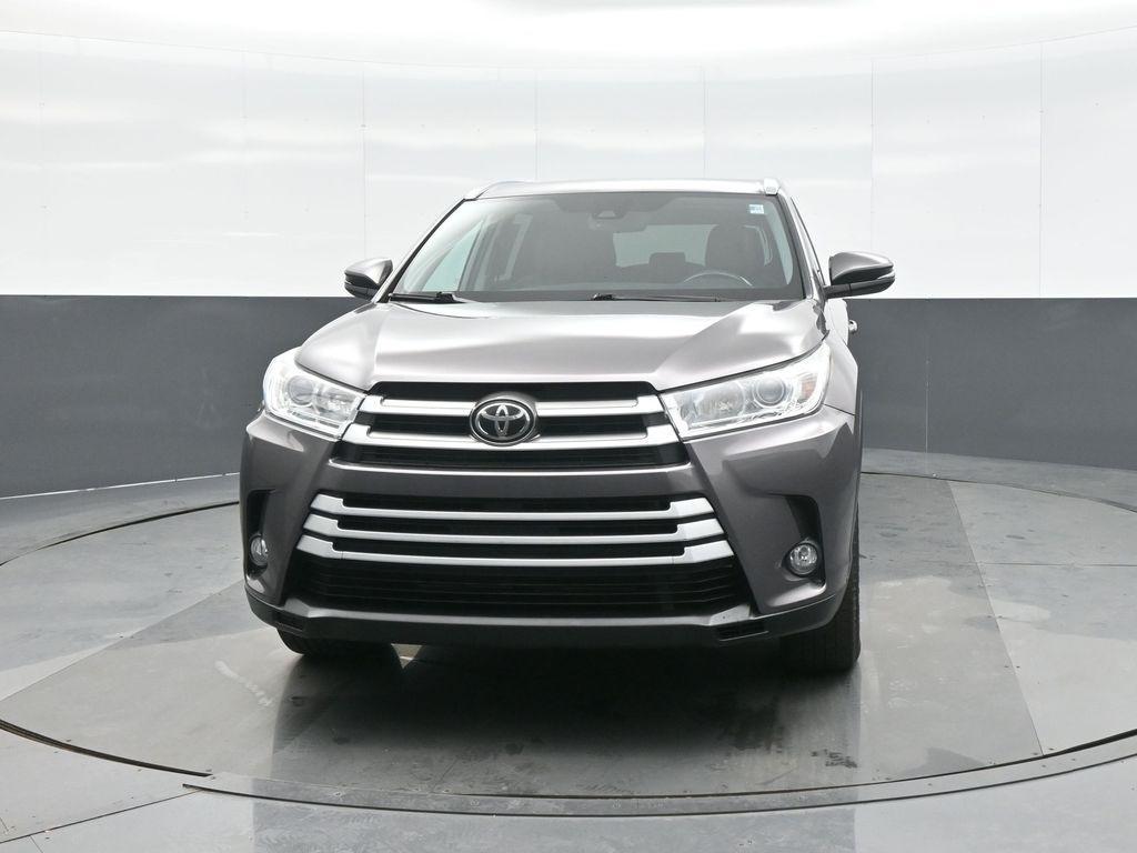 used 2019 Toyota Highlander car, priced at $32,026