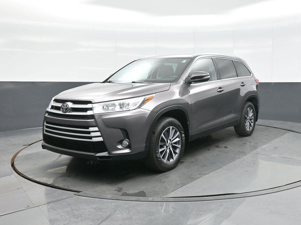 used 2019 Toyota Highlander car, priced at $32,026
