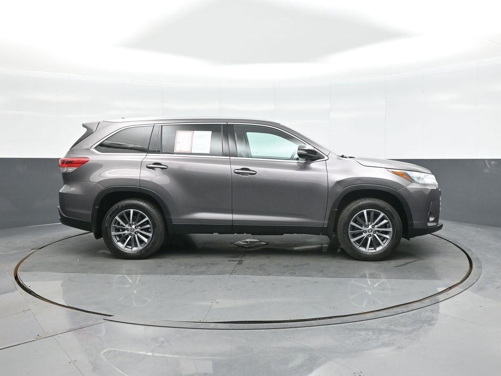 used 2019 Toyota Highlander car, priced at $32,026