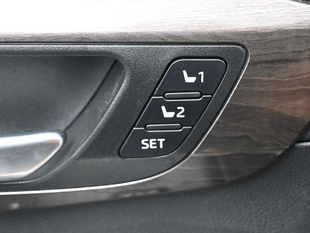 used 2025 Toyota Highlander car, priced at $56,314