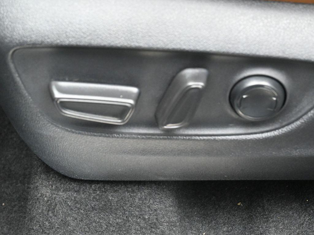 used 2025 Toyota Highlander car, priced at $56,314