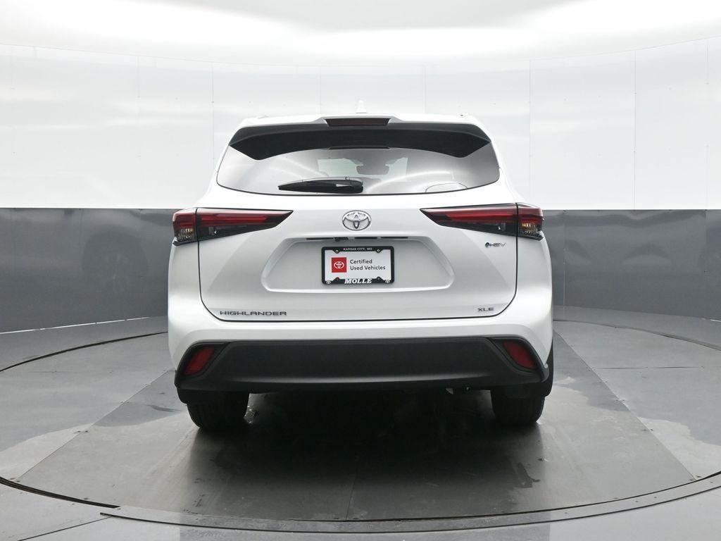 used 2025 Toyota Highlander Hybrid car, priced at $53,994