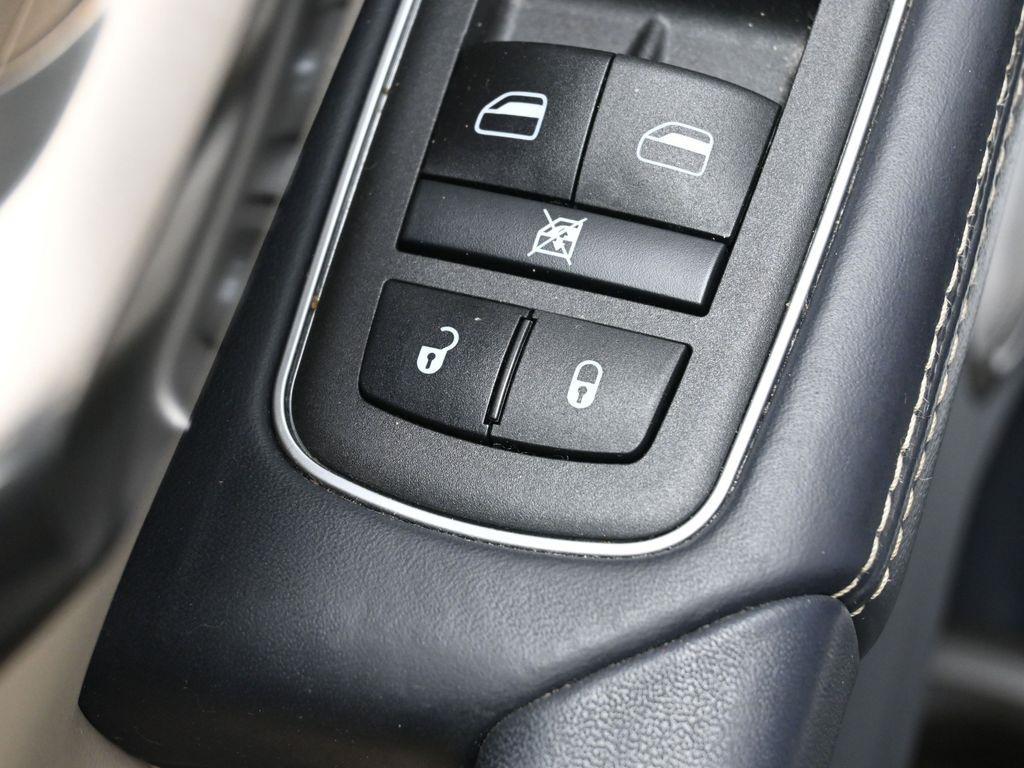 used 2021 Ram 1500 car, priced at $34,994