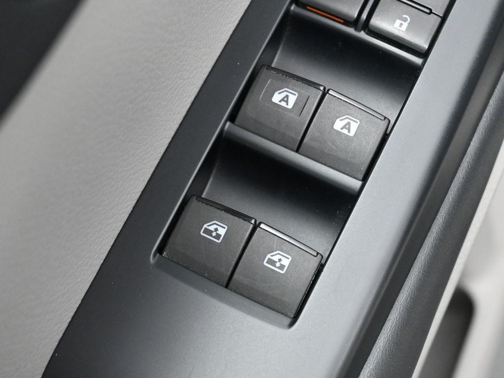 used 2015 Toyota Highlander car, priced at $19,643