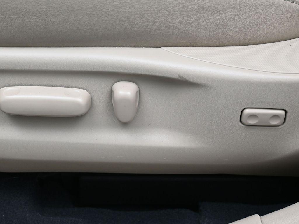 used 2015 Toyota Venza car, priced at $15,948