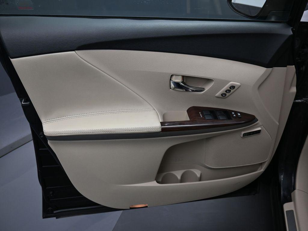 used 2015 Toyota Venza car, priced at $15,948