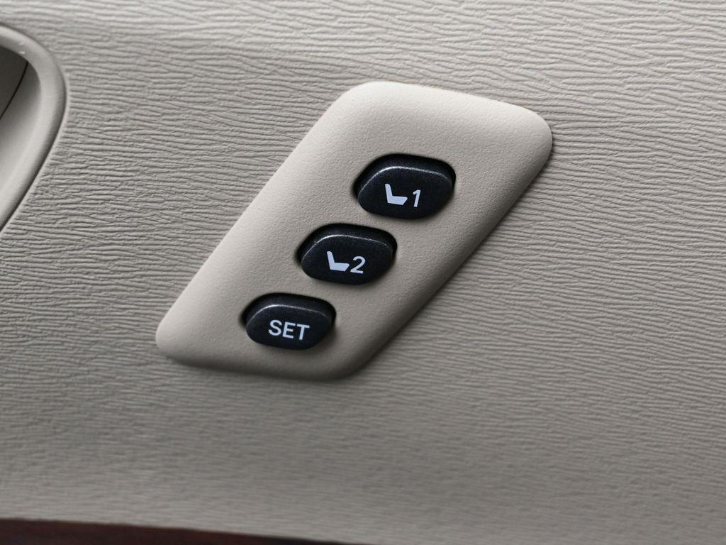 used 2015 Toyota Venza car, priced at $15,948