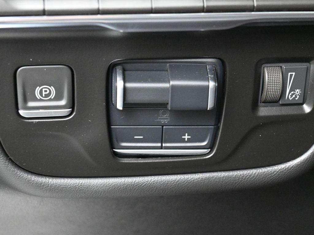 used 2023 Cadillac Escalade car, priced at $67,914