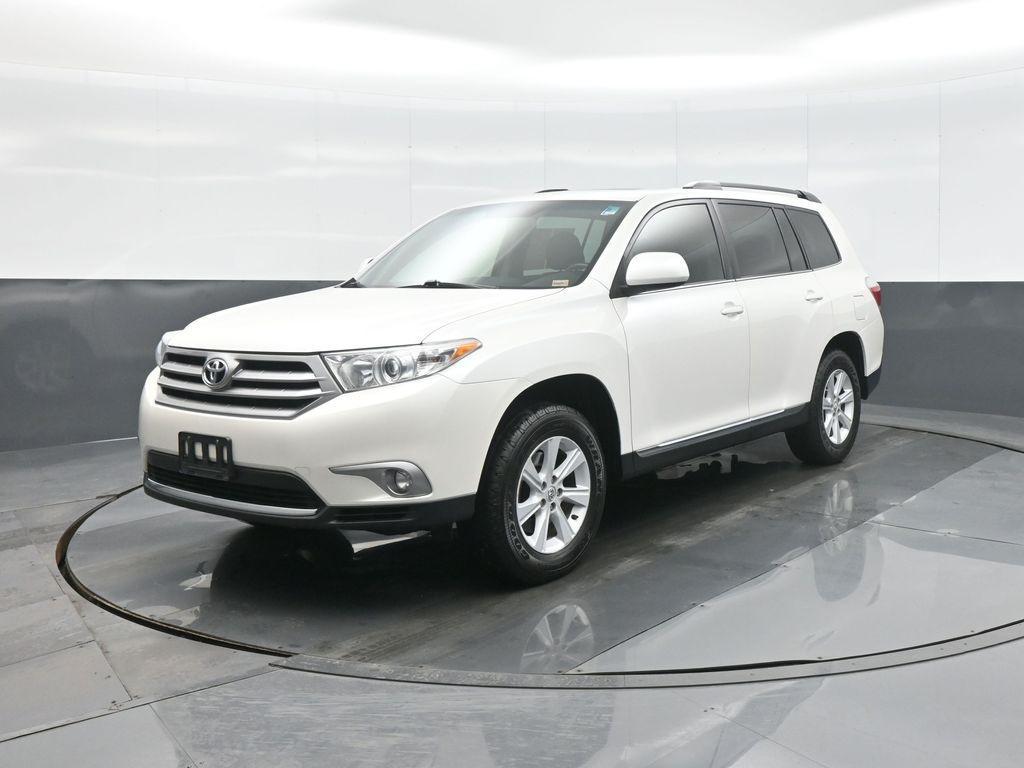 used 2013 Toyota Highlander car, priced at $15,935