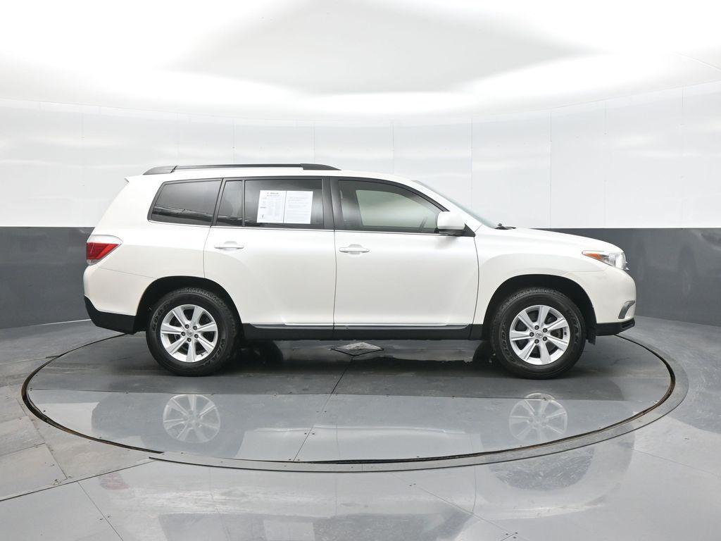 used 2013 Toyota Highlander car, priced at $15,935