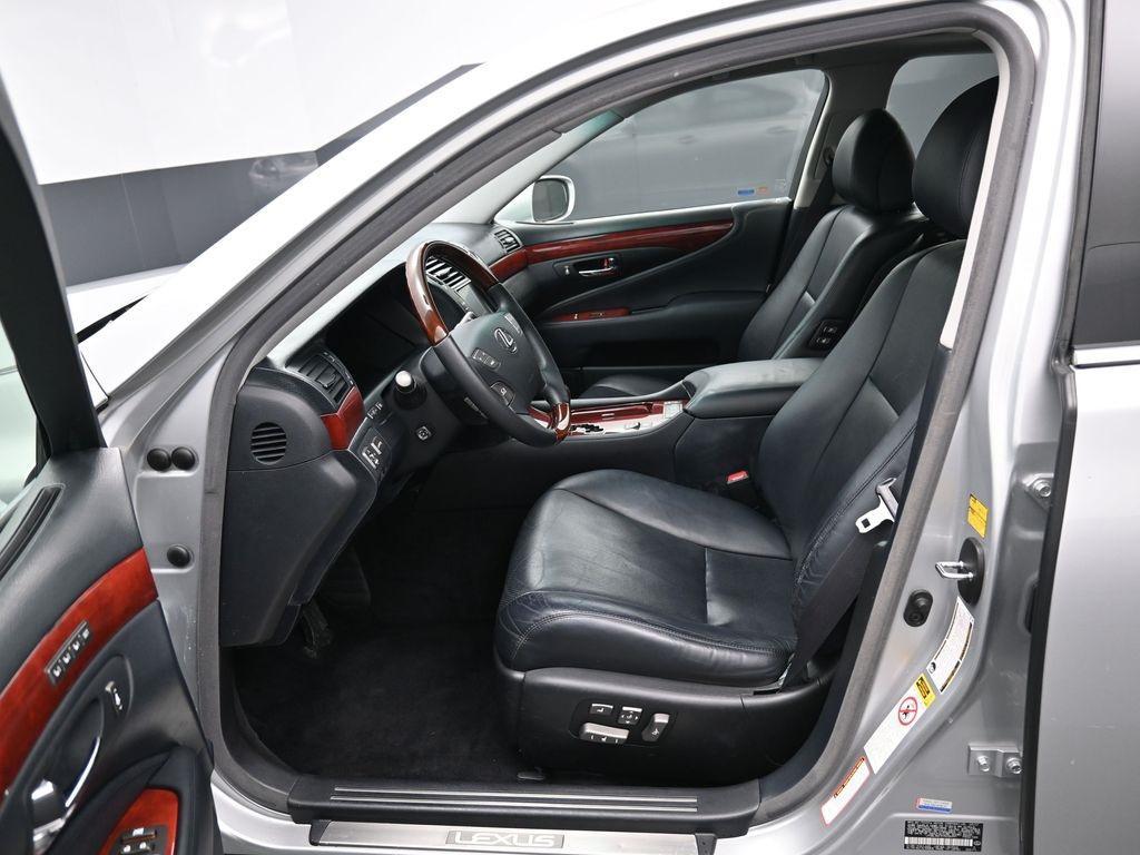 used 2007 Lexus LS 460 car, priced at $10,990