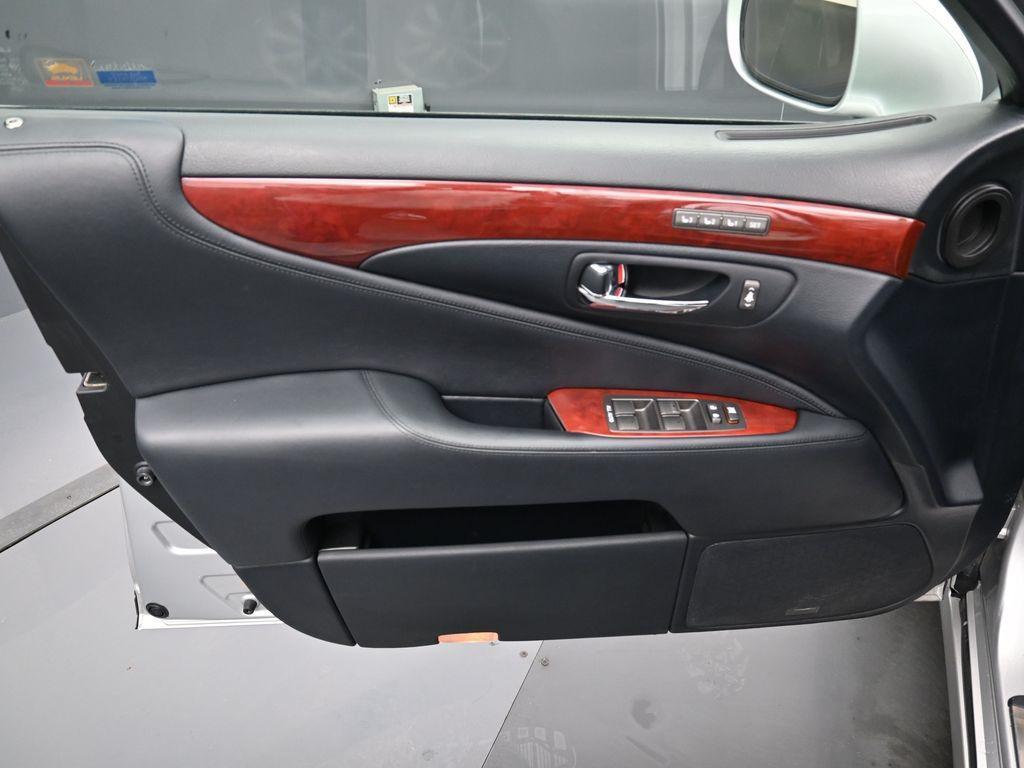 used 2007 Lexus LS 460 car, priced at $10,990