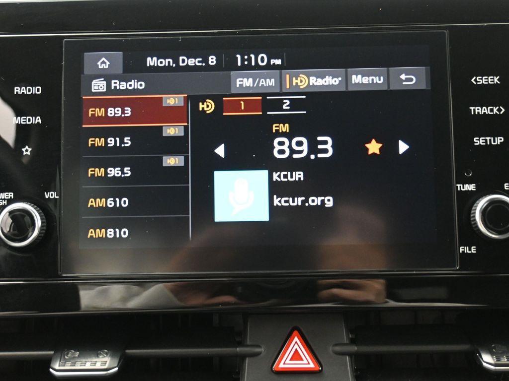 used 2024 Kia Sportage Hybrid car, priced at $26,899