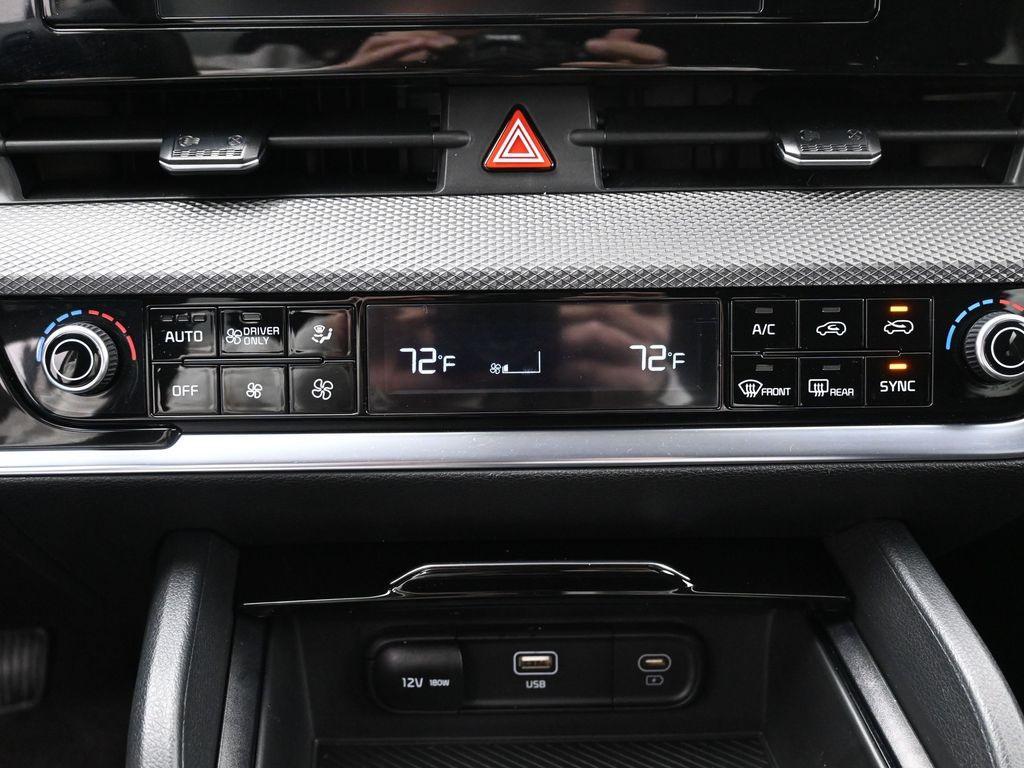 used 2024 Kia Sportage Hybrid car, priced at $26,899