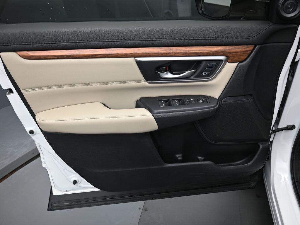 used 2020 Honda CR-V car, priced at $27,115