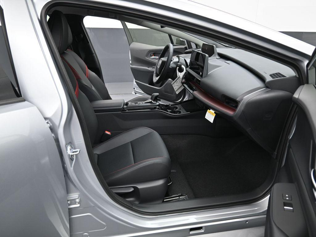 new 2026 Toyota Prius Plug-In Hybrid car, priced at $39,424
