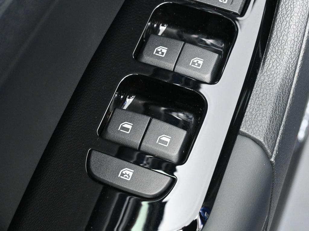 used 2025 Kia Sportage car, priced at $32,376