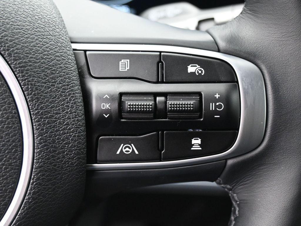 used 2025 Kia Sportage car, priced at $32,376