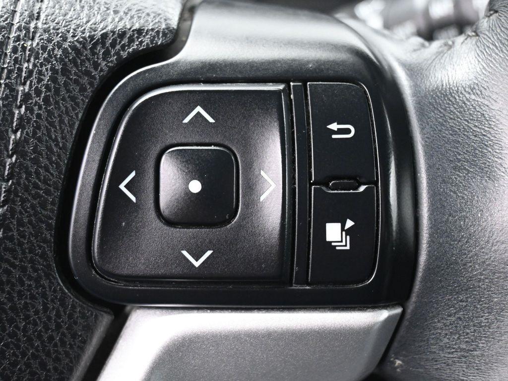 used 2016 Toyota Highlander car, priced at $21,479