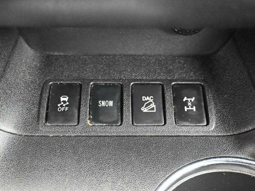 used 2016 Toyota Highlander car, priced at $21,479