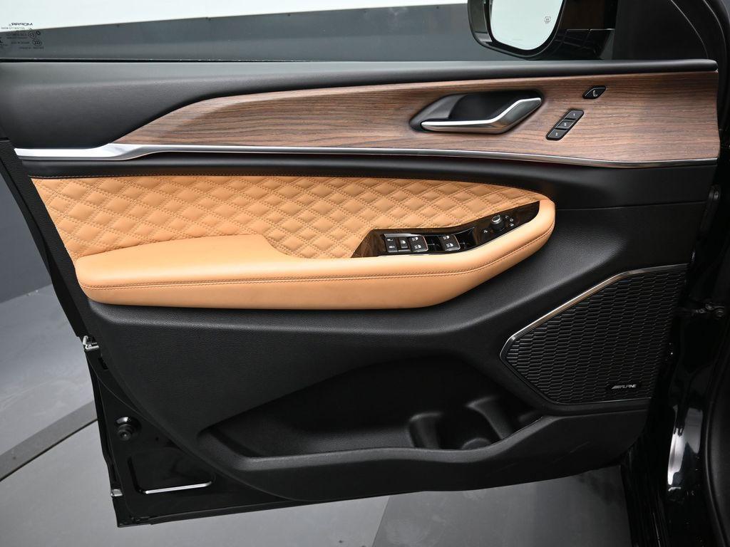 used 2022 Jeep Grand Cherokee L car, priced at $39,941