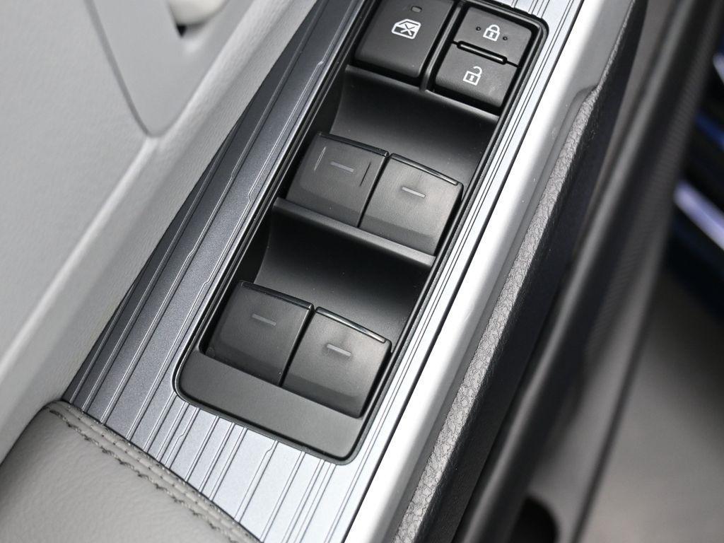 used 2025 Toyota Sienna car, priced at $48,549