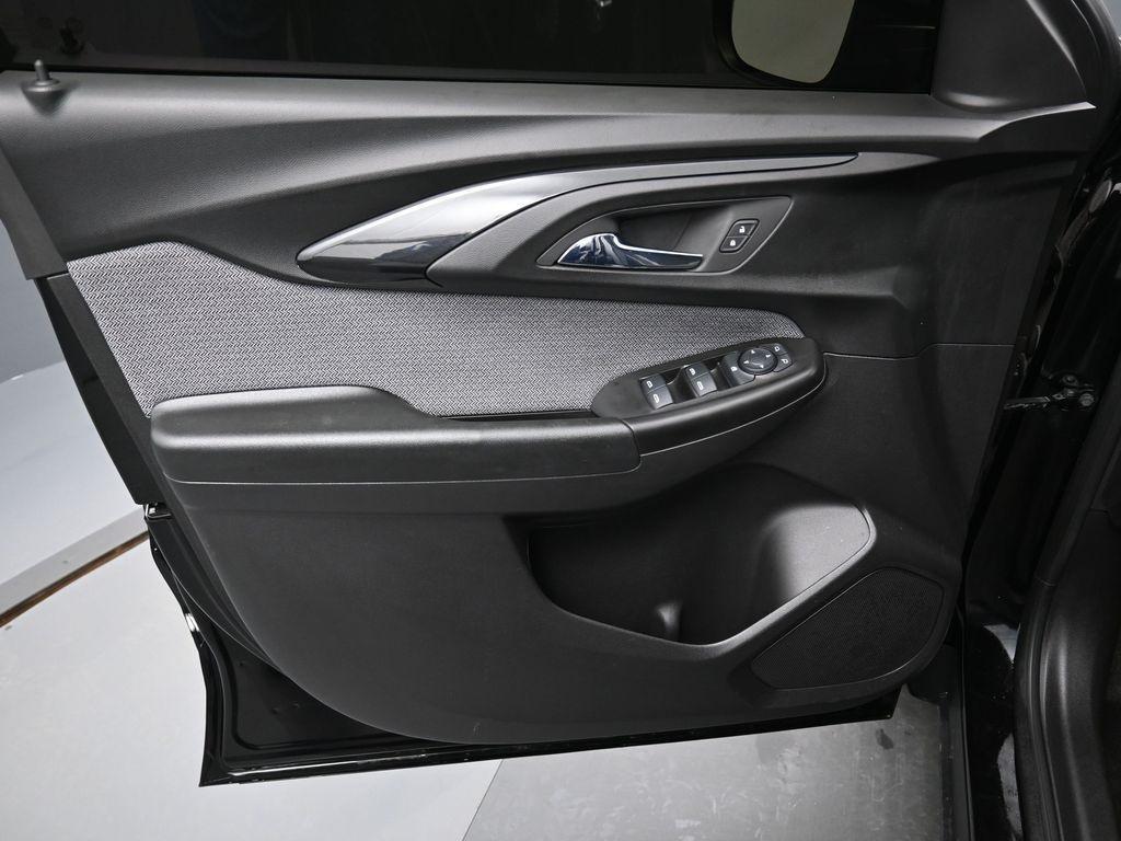 used 2023 Chevrolet TrailBlazer car, priced at $23,012