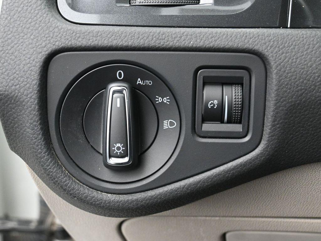 used 2018 Volkswagen Golf SportWagen car, priced at $12,888