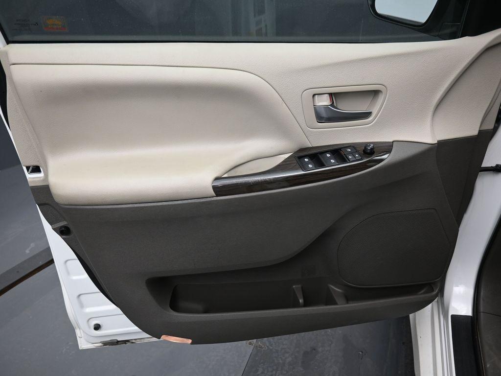 used 2020 Toyota Sienna car, priced at $36,110