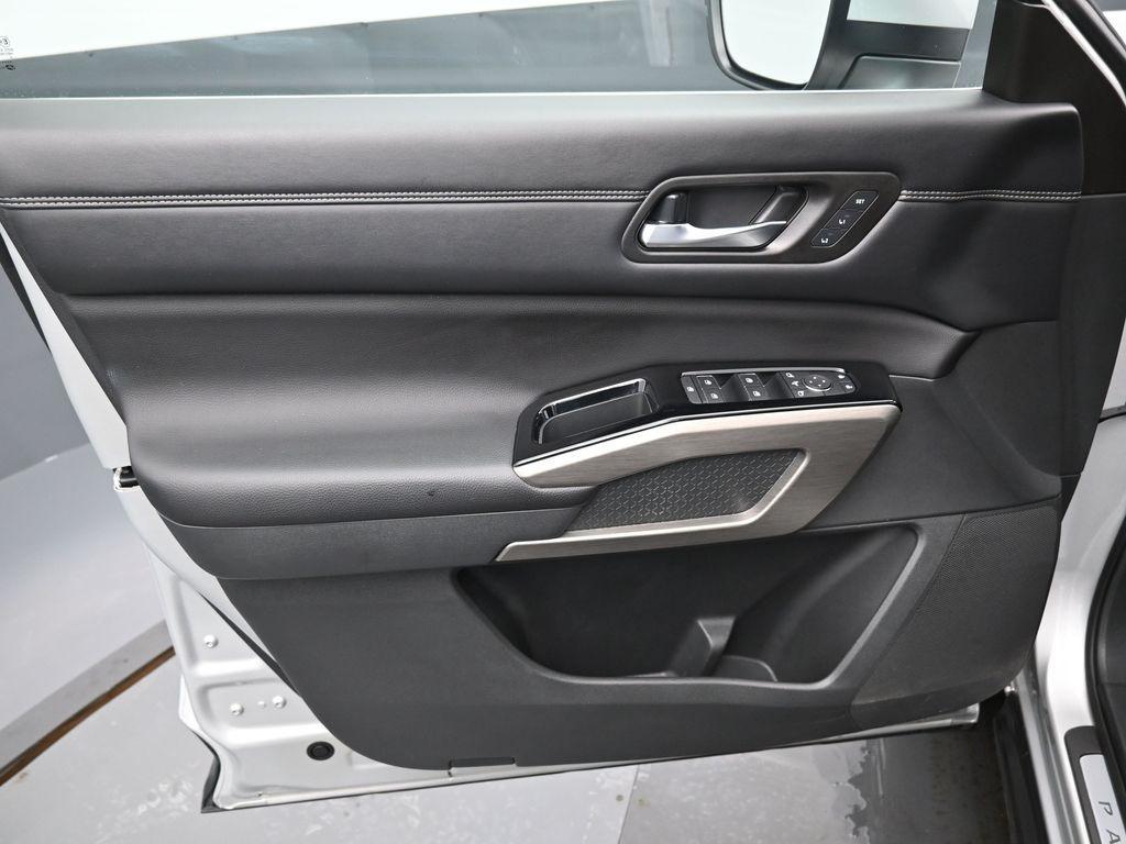 used 2023 Nissan Pathfinder car, priced at $34,995