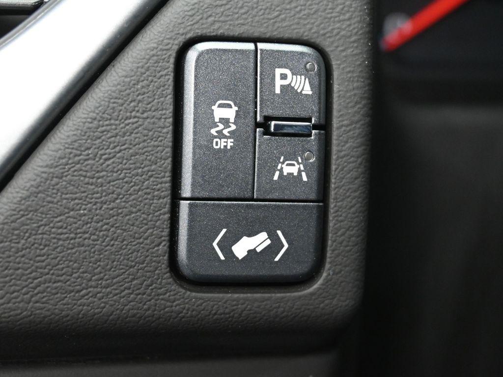 used 2019 Chevrolet Suburban car, priced at $34,412