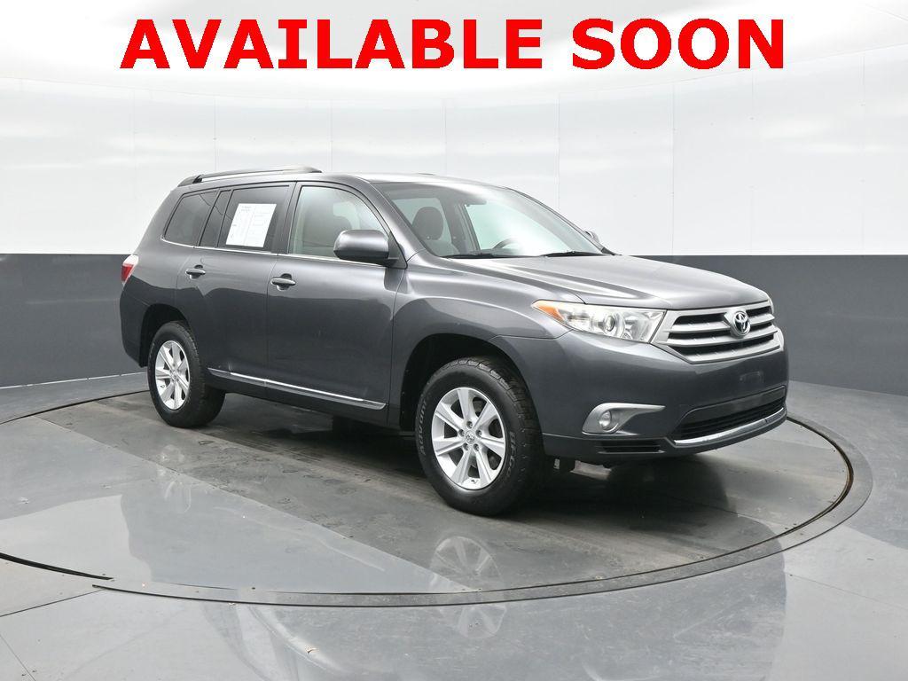 used 2013 Toyota Highlander car, priced at $11,531