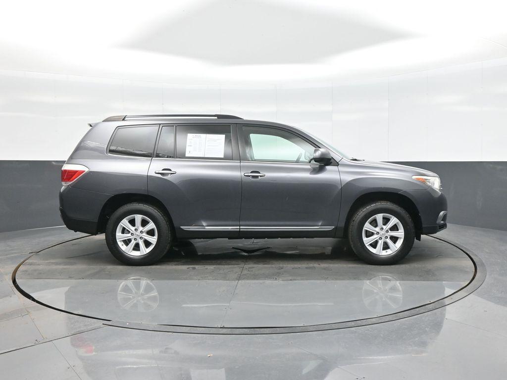 used 2013 Toyota Highlander car, priced at $11,531
