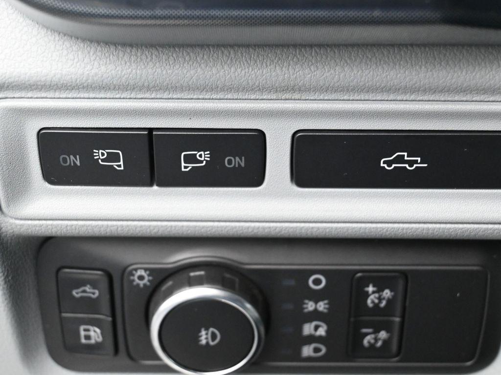 used 2021 Ford F-150 car, priced at $40,800