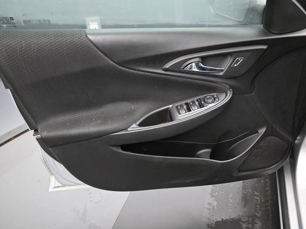 used 2018 Chevrolet Malibu car, priced at $10,000