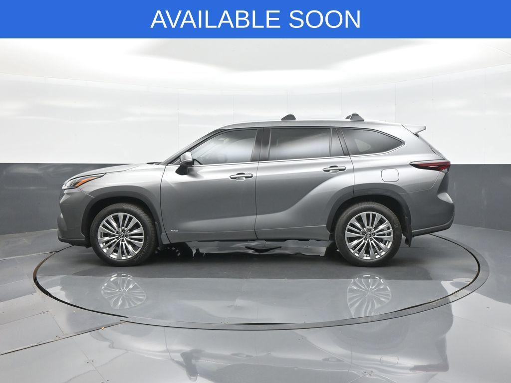 used 2026 Toyota Highlander Hybrid car, priced at $64,048