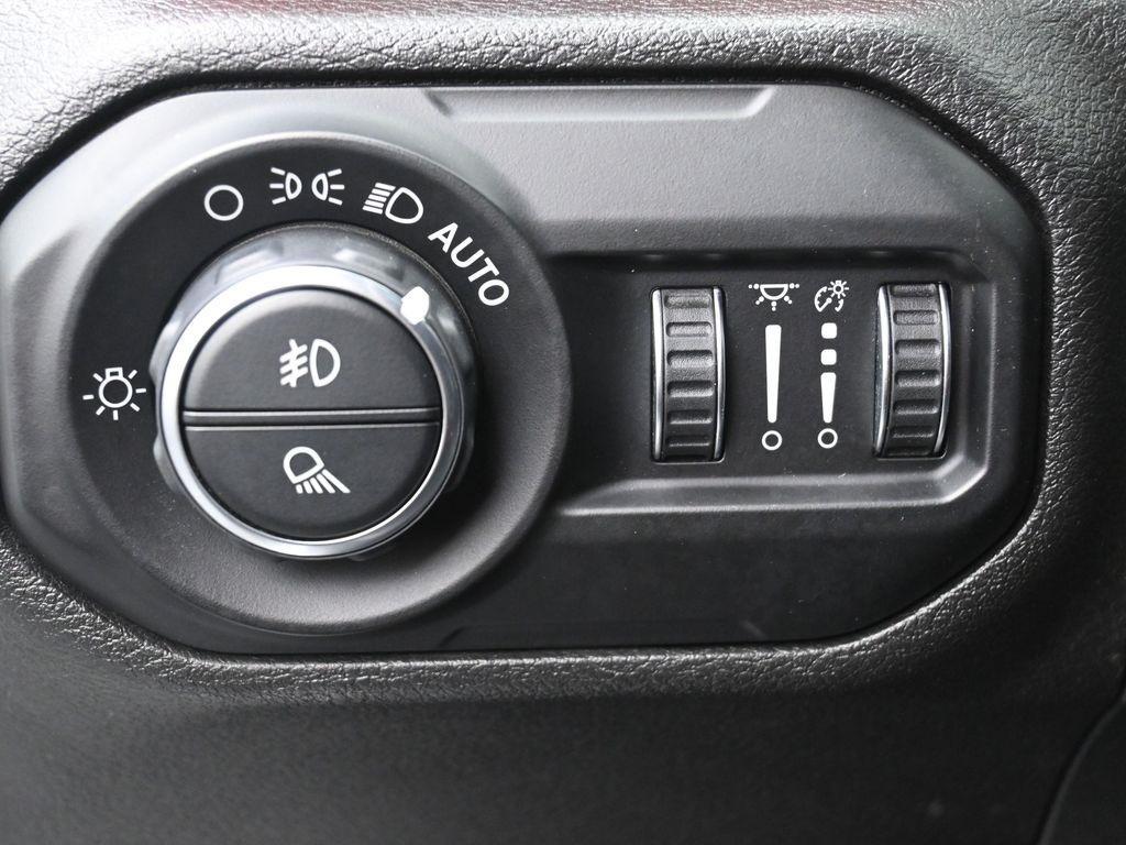 used 2020 Jeep Gladiator car, priced at $33,994