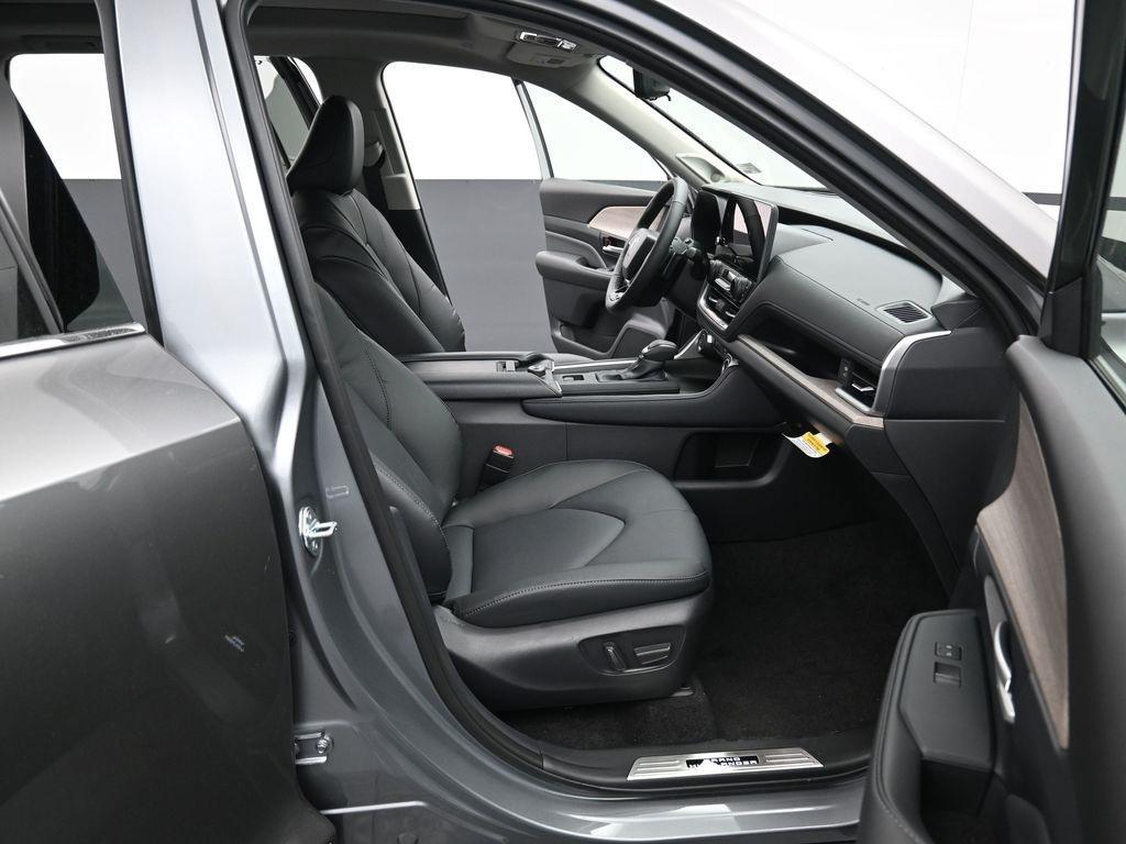 new 2026 Toyota Grand Highlander car, priced at $61,131