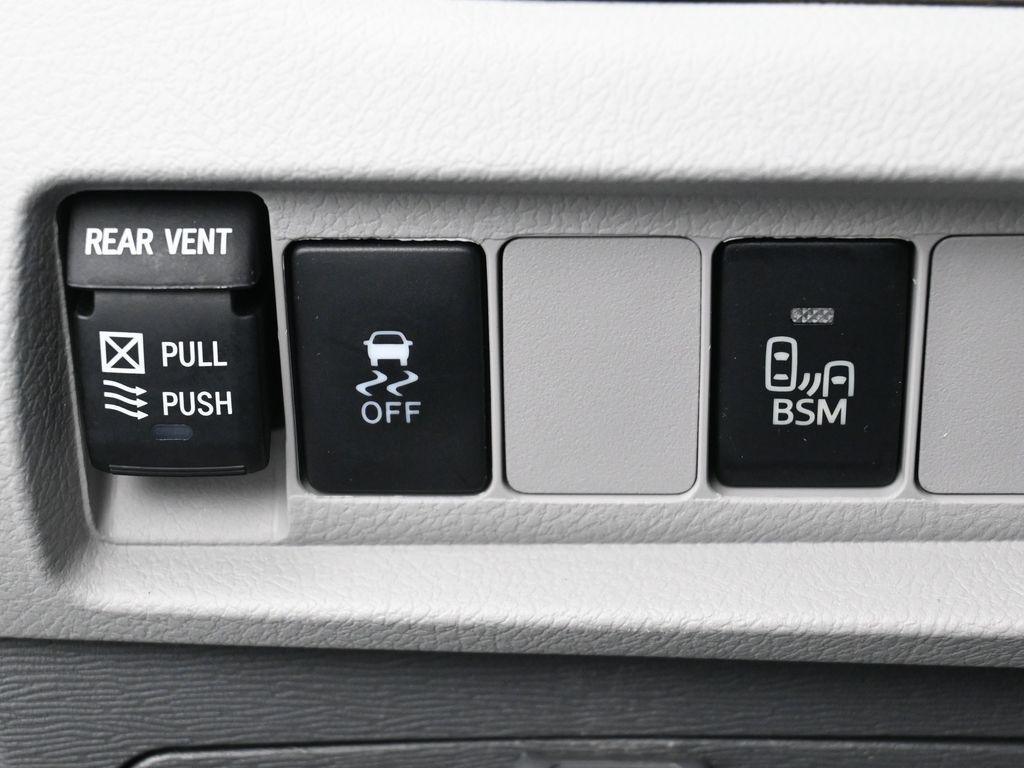 used 2015 Toyota Sienna car, priced at $29,470