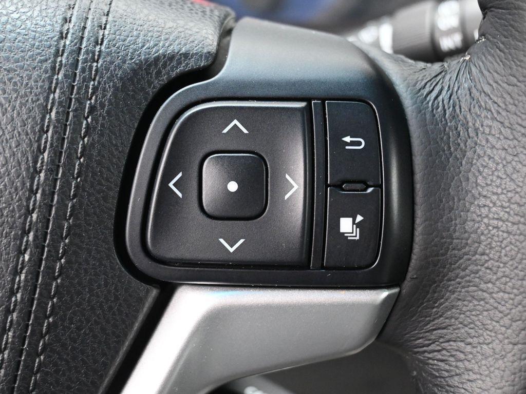 used 2015 Toyota Sienna car, priced at $29,470