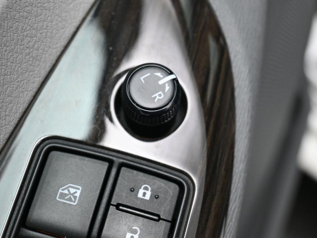 used 2015 Toyota Sienna car, priced at $29,470