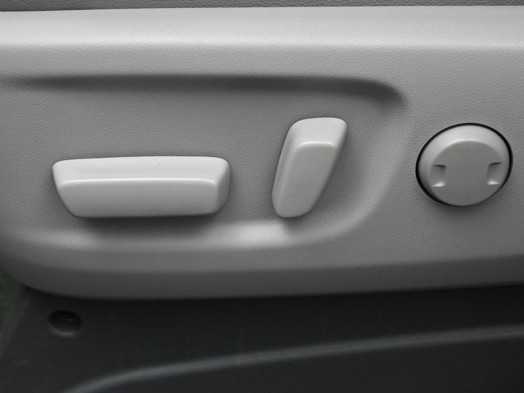 used 2015 Toyota Sienna car, priced at $29,470